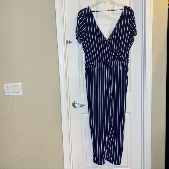 Express Navy Blue & White Stripe Wrap-Front Romper/ Jumpsuit Size XL - Picture 12 of 12
